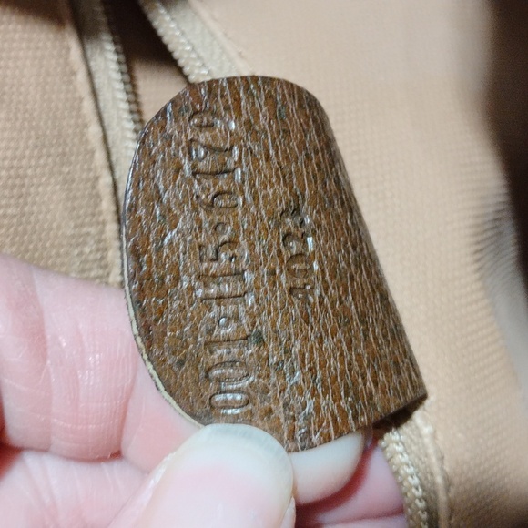 SALE! Authentic Gucci GG Supreme Drawstring Vintage Shoulder Bag - Picture 13 of 16